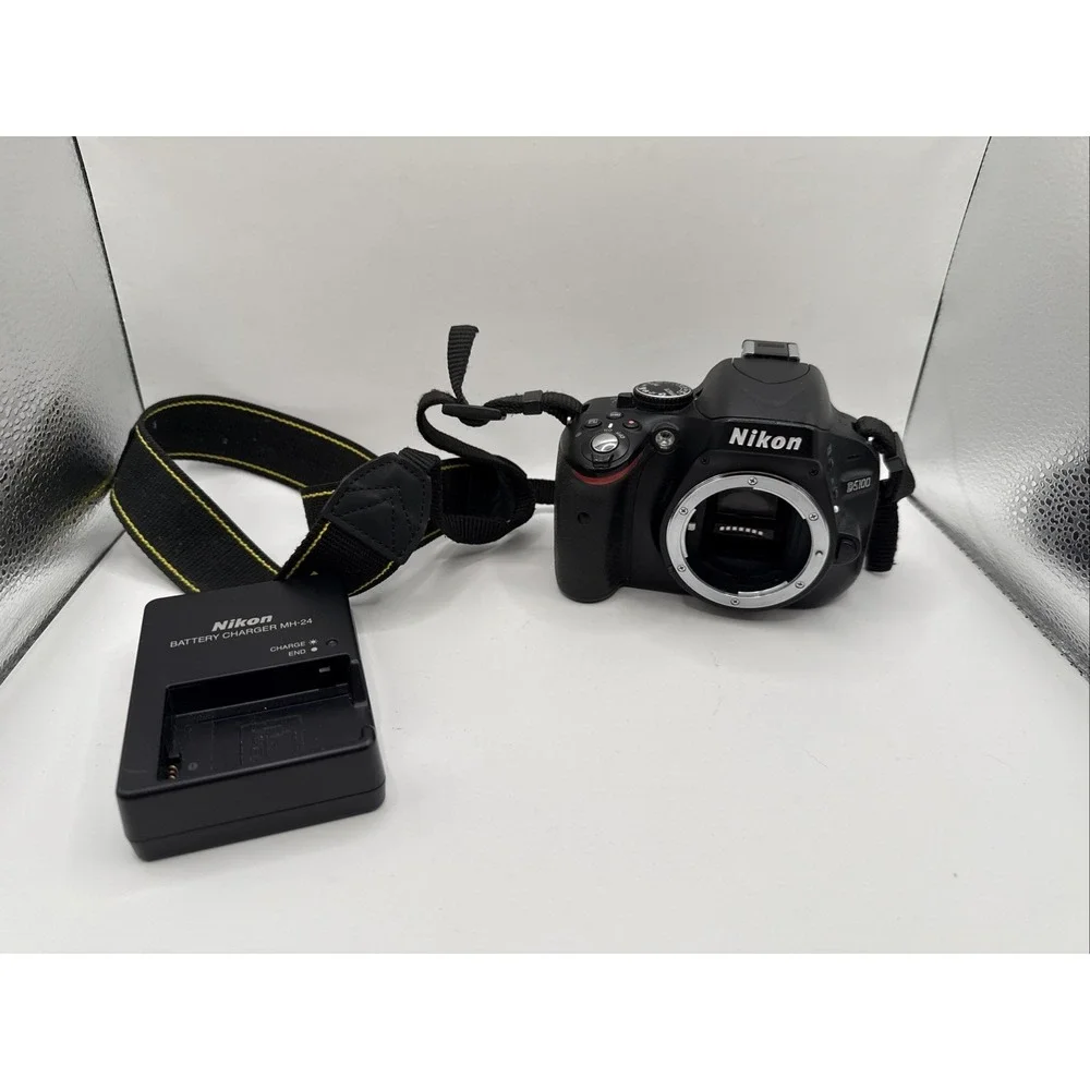 Nikon D5100 Digital SLR Camera Body Black 16.2MP 3in LCD AF w/ Strap